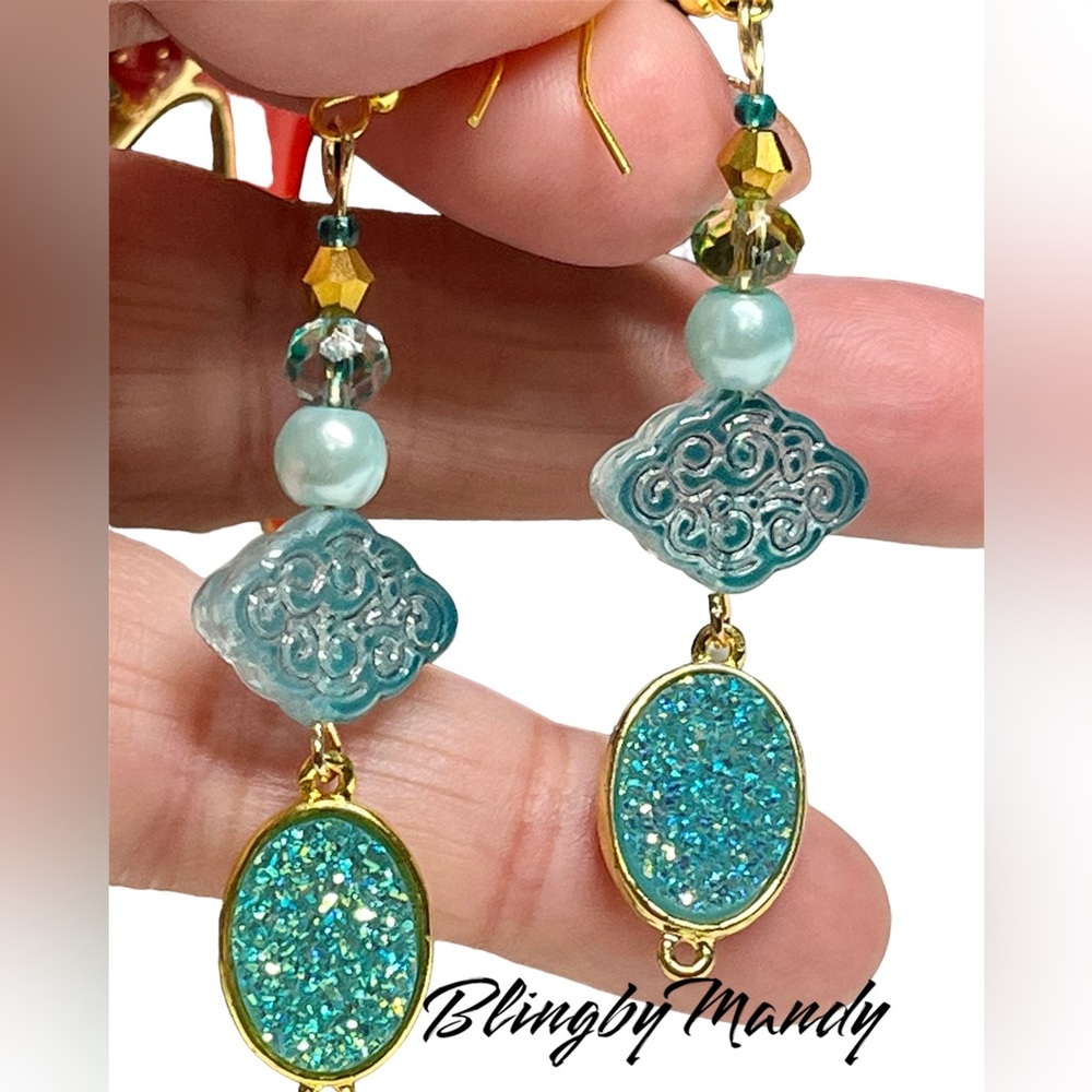 💙🦋Stunning titanium Crystal and sterling with gold overlay